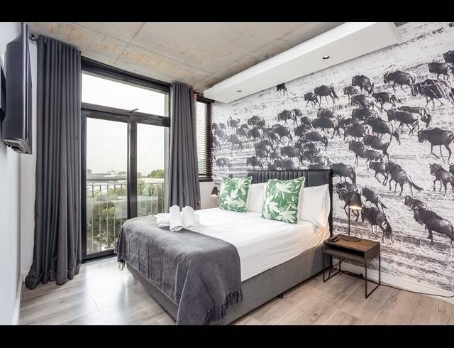2 BEDROOM APARTMENT TO LET IN DE WATERKANT